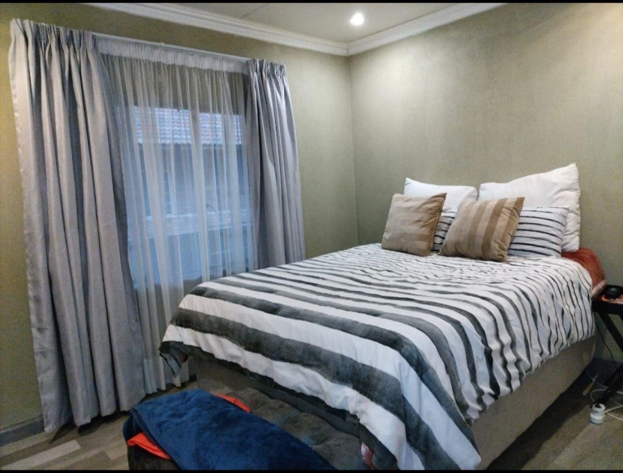 3 Bedroom Property for Sale in Rustenburg Central North West